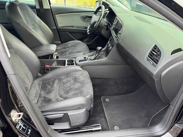 Seat leon st 1.0 ecotsi st. bnsi. sport pv-521-s - afbeelding 30 van  33