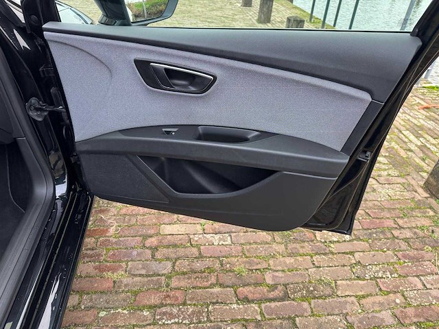 Seat leon st 1.0 ecotsi st. bnsi. sport pv-521-s - afbeelding 2 van  16