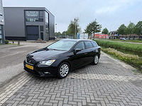 Seat leon st 1.0 ecotsi style connect; gv-215-r - afbeelding 1 van  10