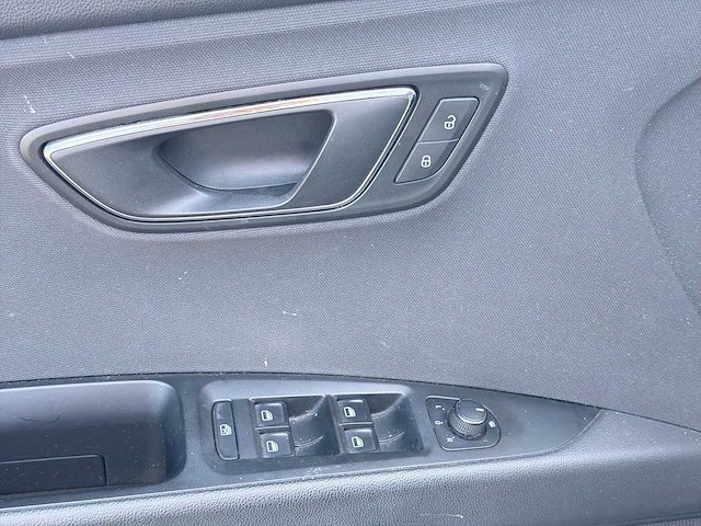 Seat leon st 1.2 tsi | jr-904-d i - afbeelding 27 van  28