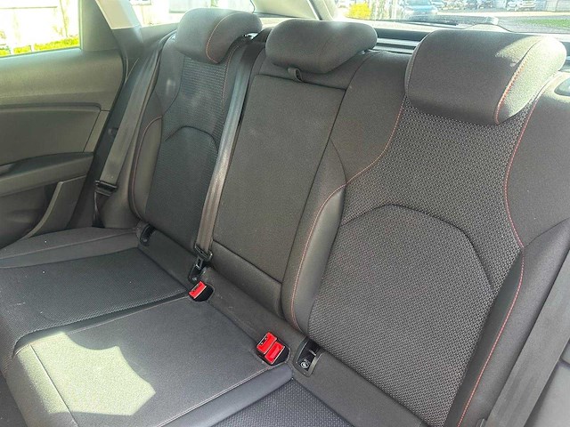 Seat leon st 1.4 ecotsi fr connect; gv-499-r - afbeelding 8 van  19