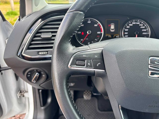 Seat leon st 1.6 tdi ecomotive lease sport, 1-xzt-78 - afbeelding 17 van  31