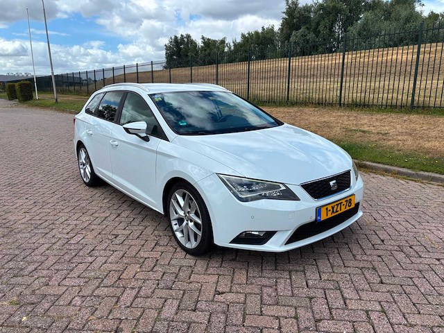 Seat leon st 1.6 tdi ecomotive lease sport, 1-xzt-78 - afbeelding 23 van  31