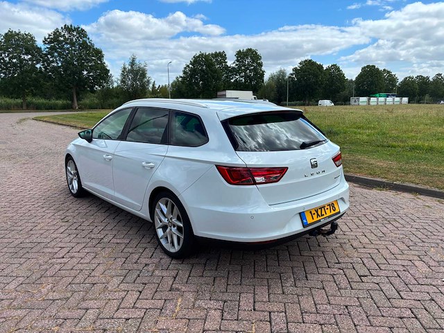 Seat leon st 1.6 tdi ecomotive lease sport, 1-xzt-78 - afbeelding 26 van  31