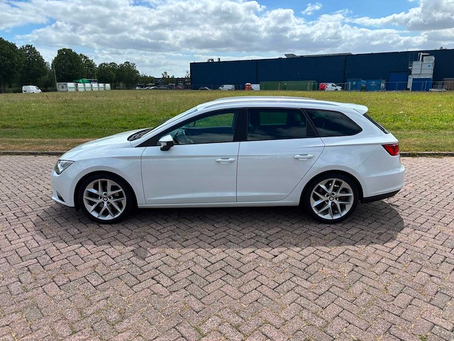Seat leon st 1.6 tdi ecomotive lease sport, 1-xzt-78 - afbeelding 29 van  31