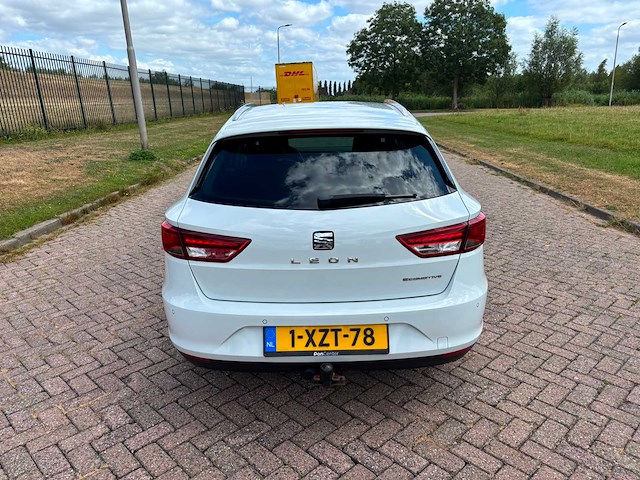 Seat leon st 1.6 tdi ecomotive lease sport, 1-xzt-78 - afbeelding 31 van  31