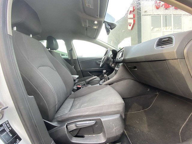 Seat leon st 1.6 tdi style business ecomotive 2014 | 6-xgt-62 - afbeelding 21 van  29