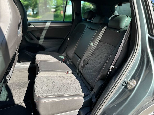Seat tarraco 1.4 tsi e-hybrid fr phev business dsg-7 5d 180kw 148pk 2024 (origineel-nl+1e eigenaar), z-007-lf - afbeelding 25 van  33
