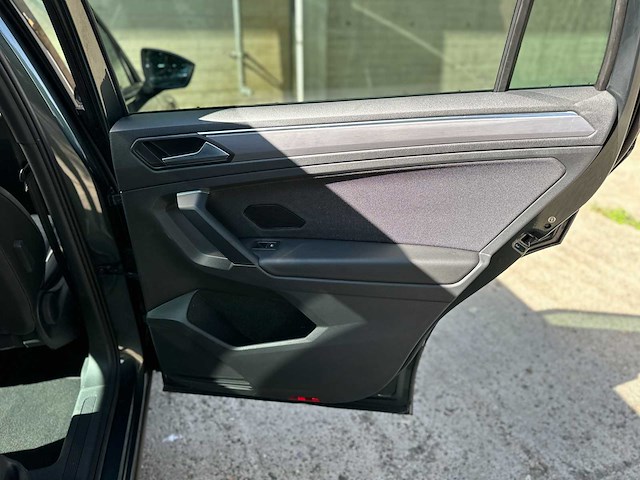 Seat tarraco 1.4 tsi e-hybrid fr phev business dsg-7 5d 180kw 148pk 2024 (origineel-nl+1e eigenaar), z-007-lf - afbeelding 27 van  33