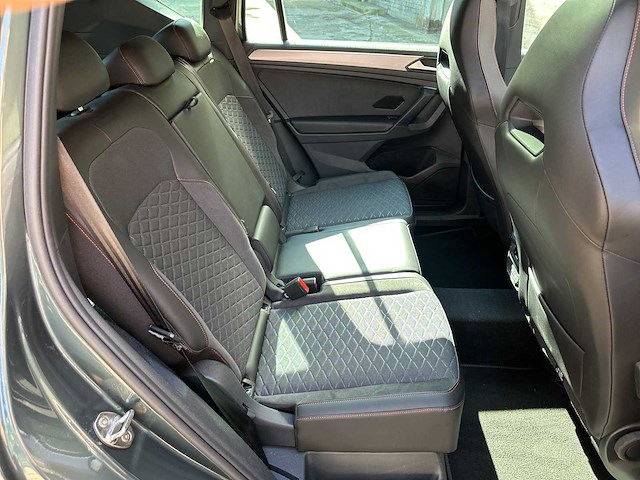 Seat tarraco 1.4 tsi e-hybrid fr phev business dsg-7 5d 180kw 148pk 2024 (origineel-nl+1e eigenaar), z-007-lf - afbeelding 28 van  33