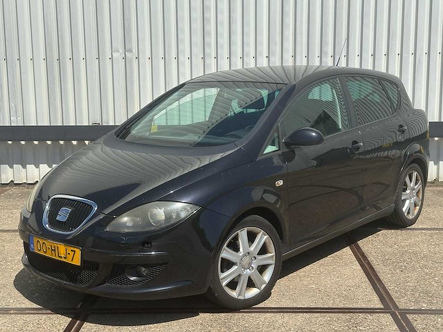 Seat toledo 1.6 businessline 00-hlj-7 - afbeelding 1 van  12