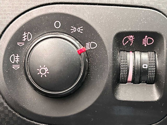 Seat toledo 1.6 businessline 2007 | 77-xr-dx - afbeelding 7 van  37