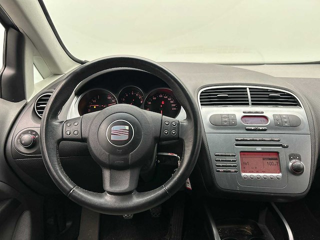 Seat toledo 1.6 businessline 2007 | 77-xr-dx - afbeelding 17 van  37