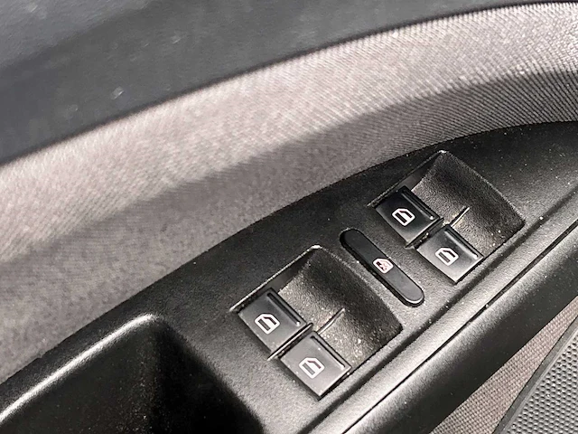 Seat toledo 2.0 fsi businessline 2006 | 67-tn-xs - afbeelding 50 van  55