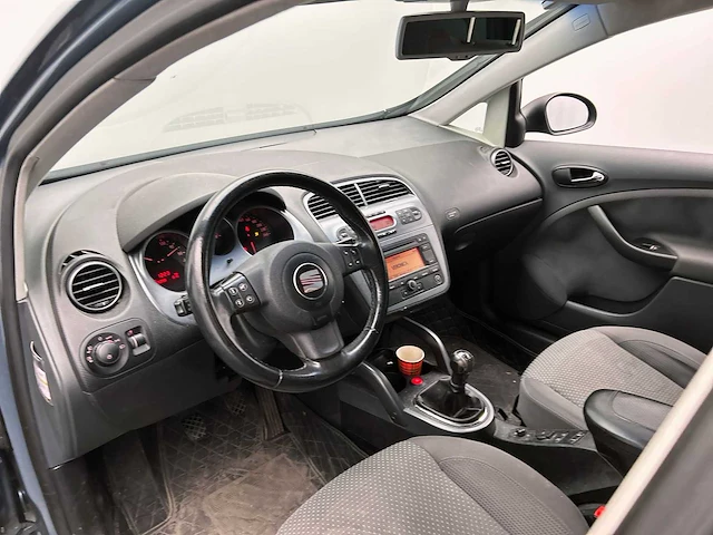 Seat toledo 2.0 fsi businessline 2006 | 67-tn-xs - afbeelding 3 van  55