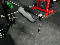 Seated side raise - afbeelding 8 van  10