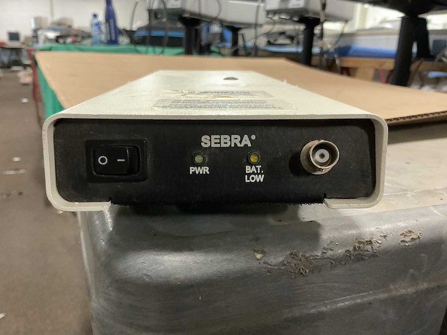 Sebra 2380 bottle seal crimper - afbeelding 1 van  3