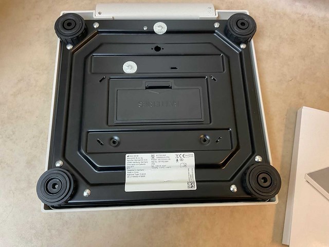 Seca 877 personenweegschaal - afbeelding 3 van  4