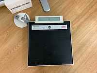 Seca spiegel, doktersweegschaal en banners - afbeelding 4 van  5