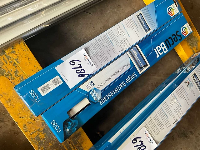 Secubar - barrièrestang single - 600-1100mm in de dag wit - deurbeslag ramen en deuren (2x) - afbeelding 2 van  3