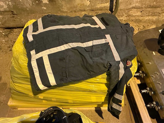Secufabs goretex brandweerpak (21x) - afbeelding 2 van  3