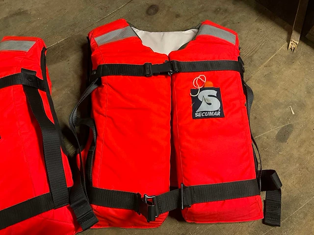 Secumar 11 m reddingsvest (2x) - afbeelding 2 van  4