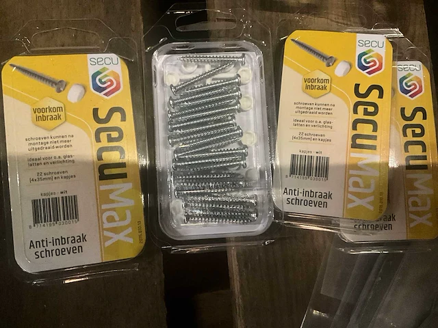 Secumax - anti-inbraakschroef - 4.0x35mm kunststof verzinkt wit - raam en deurbeslag (4x) - afbeelding 2 van  3