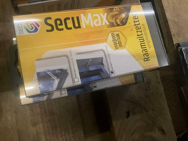 Secumax - raamuitzetter buitendraaiend - 720 wit - raam en deurbeslag (2x) - afbeelding 3 van  4