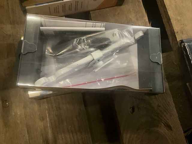 Secumax - raamuitzetter buitendraaiend - 720 wit - raam en deurbeslag (2x) - afbeelding 1 van  4