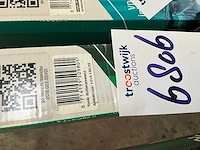 Secustrip - anti-inbraakstrip - basic 2115mm achterdeur buitendraaiend terugligging 4-6mm wit - deurbeslag ramen en deuren - afbeelding 2 van  3