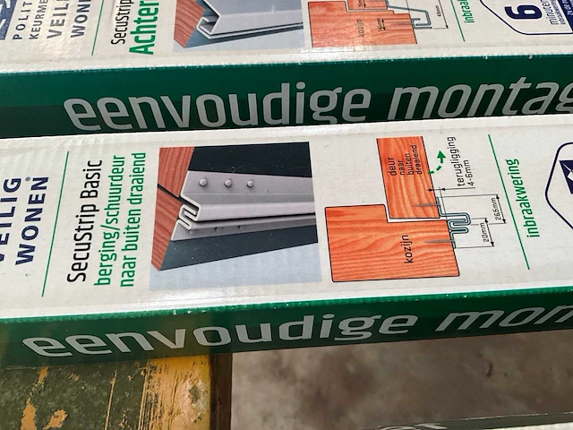 Secustrip - anti-inbraakstrip - basic 2115mm achterdeur buitendraaiend terugligging 4-6mm wit - deurbeslag ramen en deuren - afbeelding 3 van  3