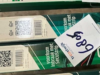 Secustrip - anti-inbraakstrip - plus 2300mm voordeur binnendraaiend zwartgrijs - deurbeslag ramen en deuren (2x) - afbeelding 2 van  3