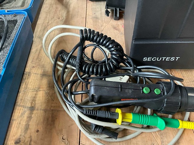 Secutest 0701/0702s ii spanningstester - afbeelding 3 van  5