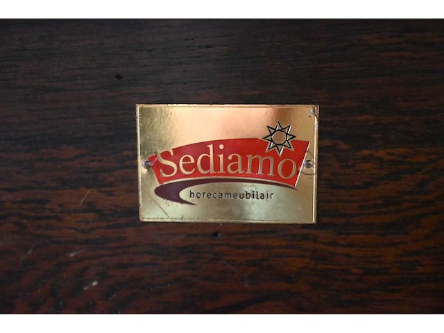 Sediamo complete set restaurantmeubilair bestaande uit 14 restauranttafels en 55 restaurantstoelen (set 1) - afbeelding 9 van  13