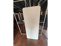 Sediamo inklapbare kunststof restauranttafels met bijpssende tafelrok (4x) - afbeelding 2 van  4