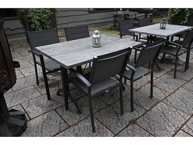 Sediamo terrasset bestaande uit 19 terrastafels en 76 terrasstoelen - afbeelding 9 van  12