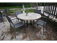 Sediamo terrasset bestaande uit 7 ronde terrastafels en 28 terrasstoelen - afbeelding 1 van  6