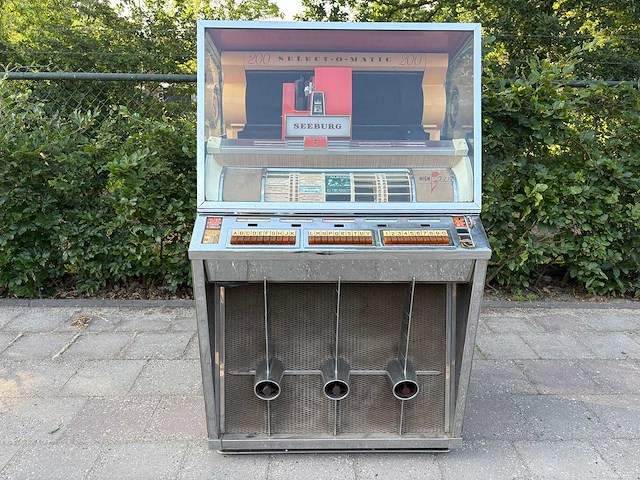 Seeburg - select-o-matic 200 - jukebox - afbeelding 1 van  8