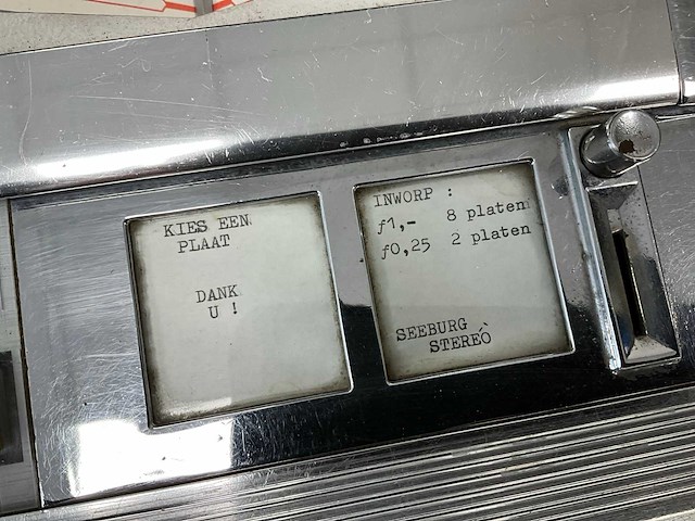 Seeburg ess160 stereo showcase jukebox - afbeelding 5 van  8