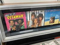 Seeburg ess160 stereo showcase jukebox - afbeelding 6 van  8