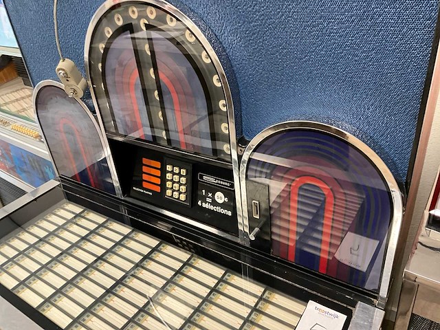 Seeburg estd4 stereo phonograph jukebox - afbeelding 6 van  10