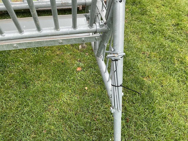 Seegers vrijstaande hooiruif / voerhek - afbeelding 11 van  13