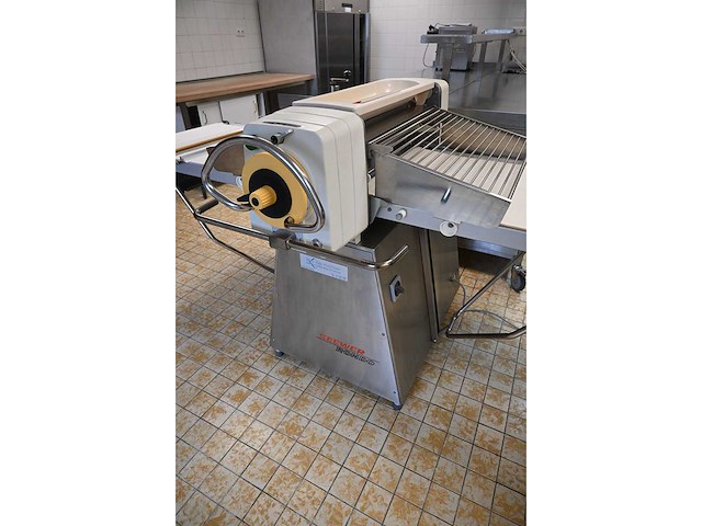 Seewer rondo automat sso 68 uitrolmachine - afbeelding 9 van  15