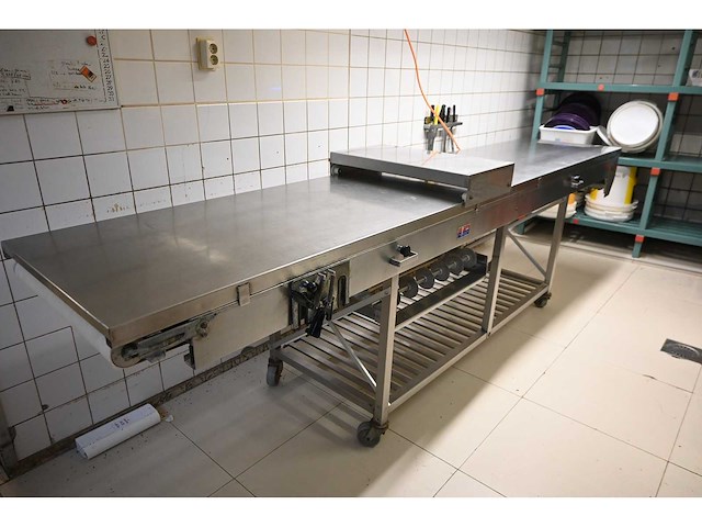 Seewer rondo sft 261 a rvs croissant uitrol snijtafel - afbeelding 3 van  12