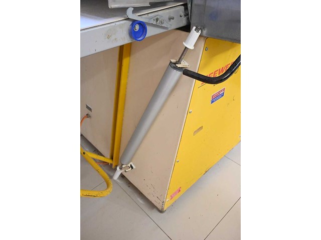 Seewer rondo sso 63 uitrolmachine - afbeelding 7 van  8