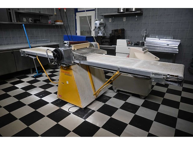 Seewer rondo sso 63 uitrolmachine - afbeelding 1 van  10