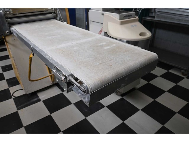 Seewer rondo sso 63 uitrolmachine - afbeelding 10 van  10