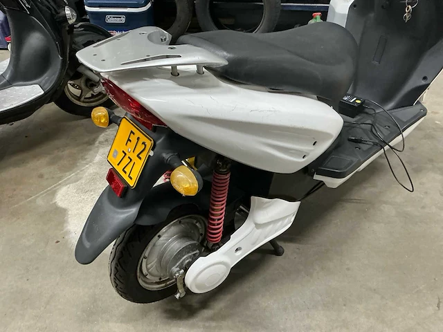 Seeyes/vom bromscooter dmb09a/bella milano e-scooter/scooter (2x) - afbeelding 4 van  21