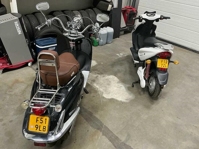 Seeyes/vom bromscooter dmb09a/bella milano e-scooter/scooter (2x) - afbeelding 15 van  21