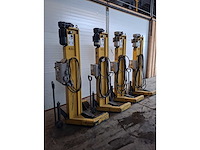 Sefac - vrachtwagen mobiele hefkolommen 4 st 6,5ton - 1987 - afbeelding 3 van  11